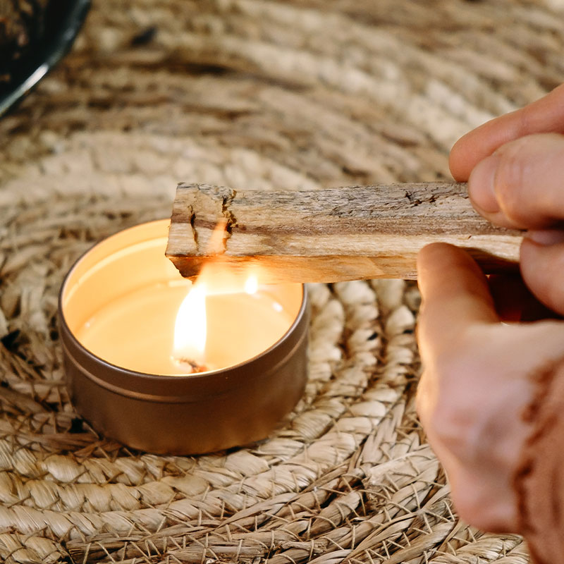 Incenso Palo Santo In Natura 50g em Relaxar e Meditar